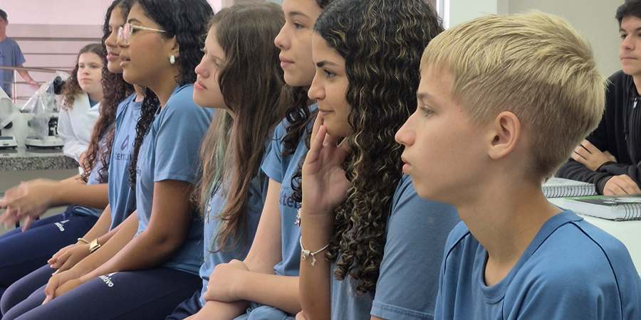 Disciplina positiva ajuda famílias a educar com limites claros