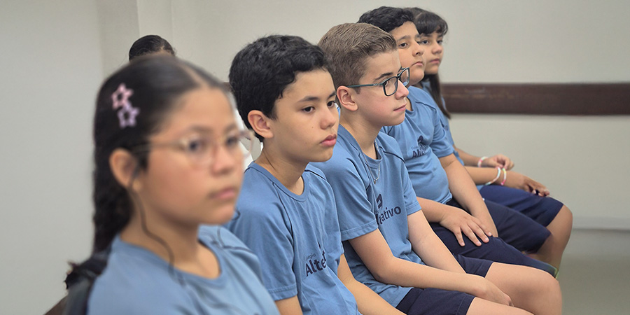 Como pais e professores podem transformar erros em aprendizagem